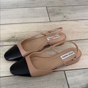 Steve Madden Black and Tan Slingback Flats